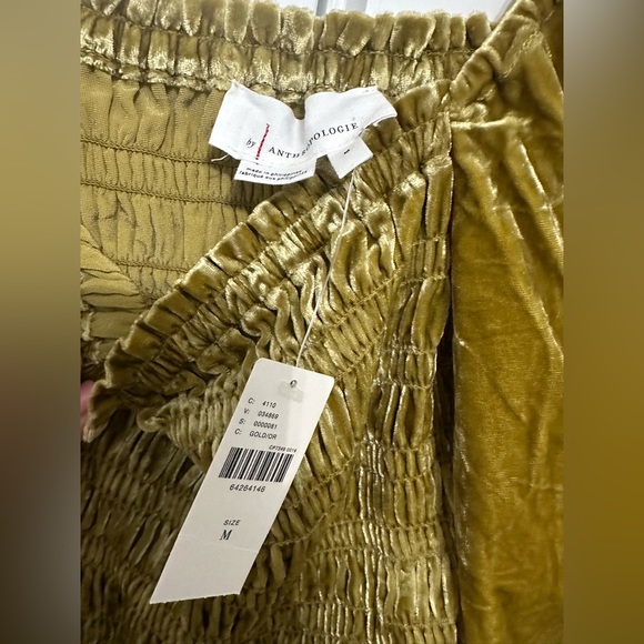 Anthropologie Puff Sleeve Velvet Blouse - Medium - Picture 2 of 3